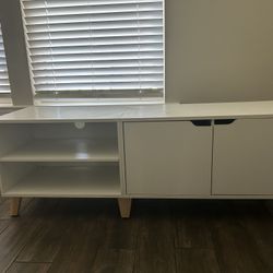 Tv Stand for TVs up to 65”