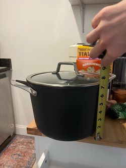 calphalon pot