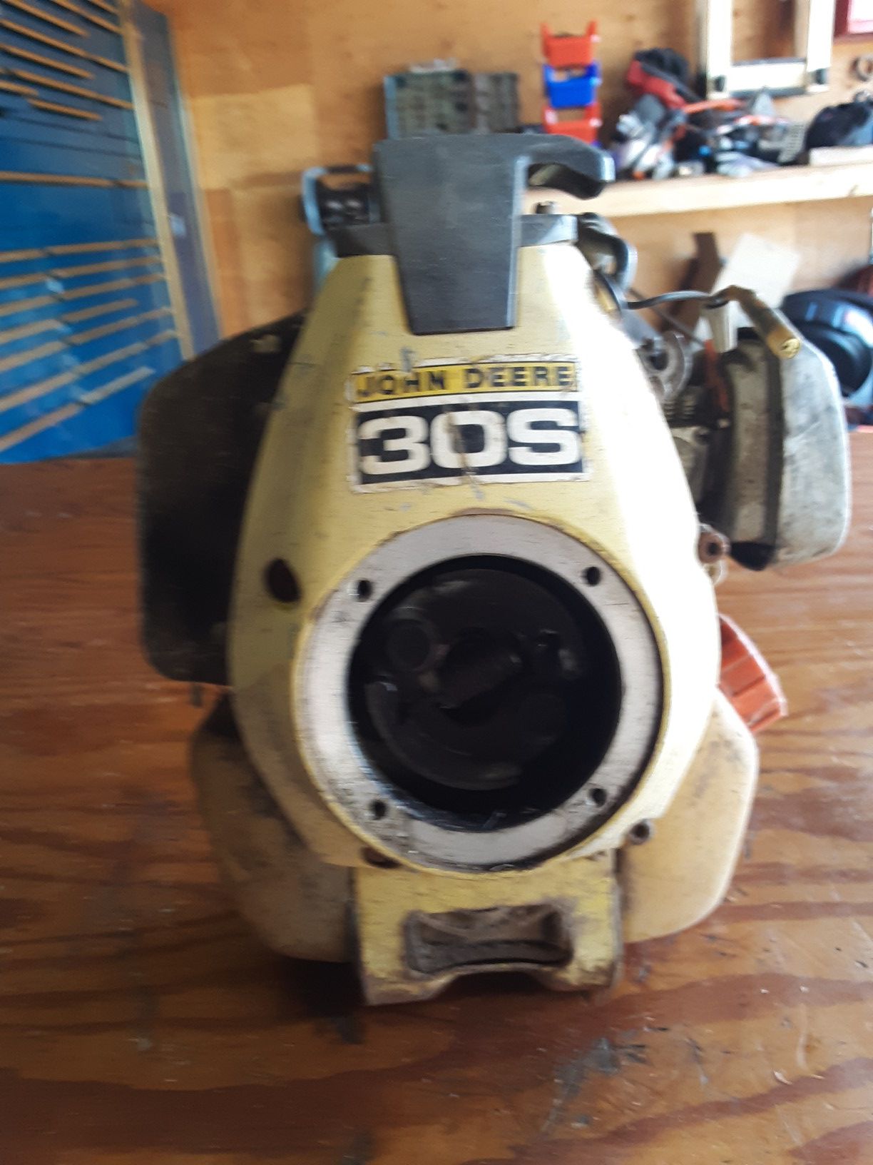 John Deere 30s motor