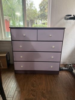 5 Drawer Dresser (purple)