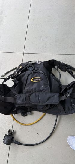 Dive Vest