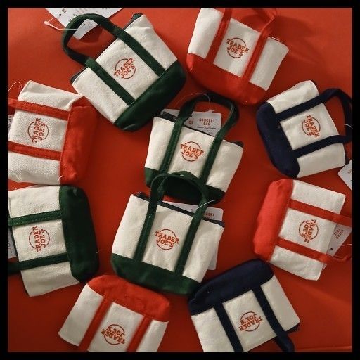 Trader Joe's Mini Tote Bags With Zipper