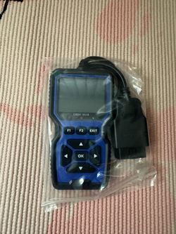 OBDII V519 Car Diagnostic Scanner
