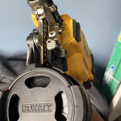 dewalt roofing nailer