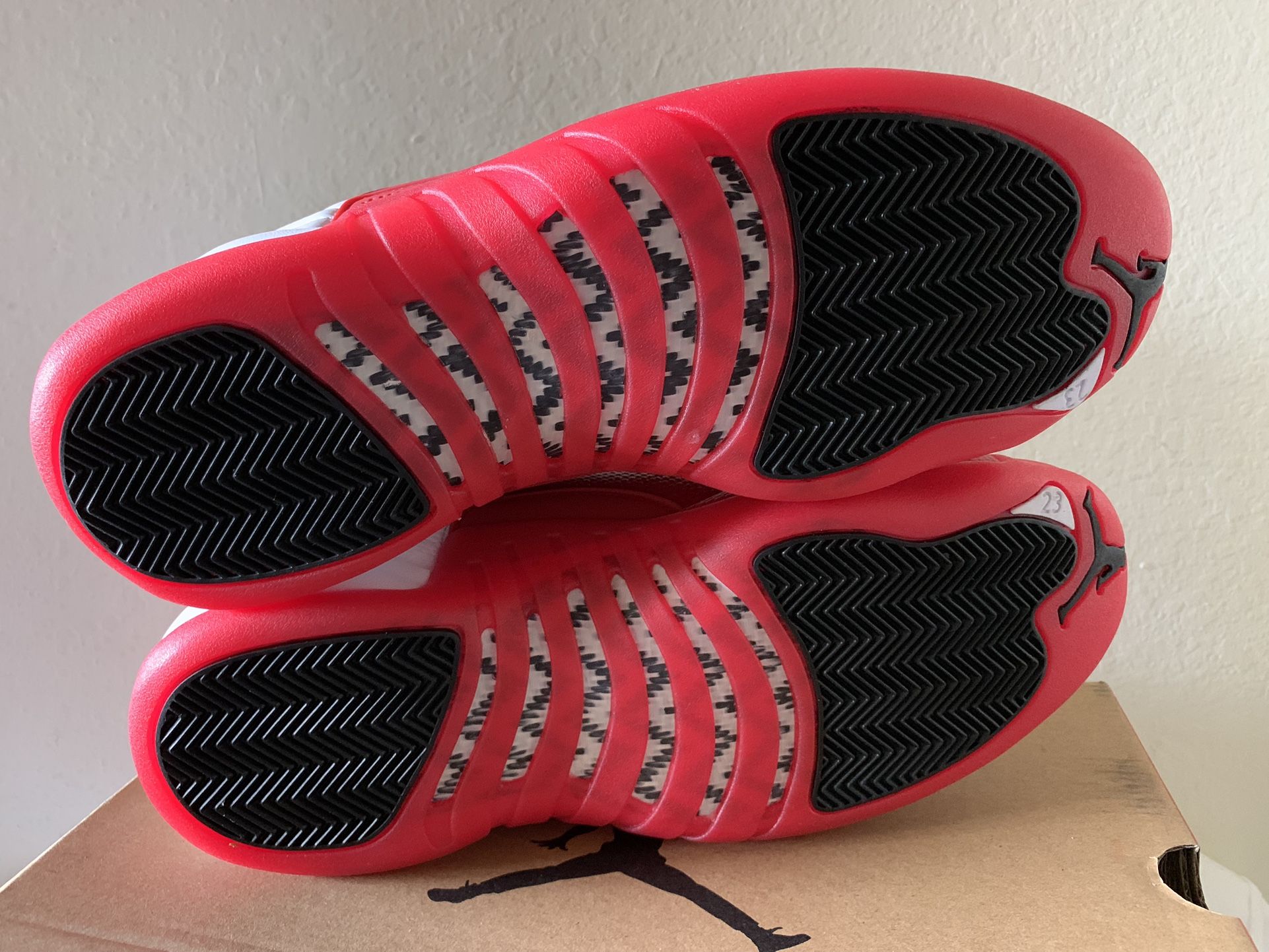 Jordan 12 Cherry Red !!! Size 5.5 Youth for Sale in Baltimore, MD - OfferUp