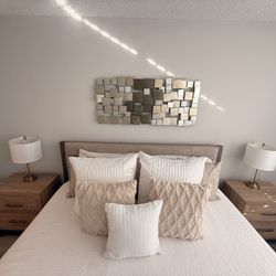 Maxton Place Natural 5 Pc King Bedroom