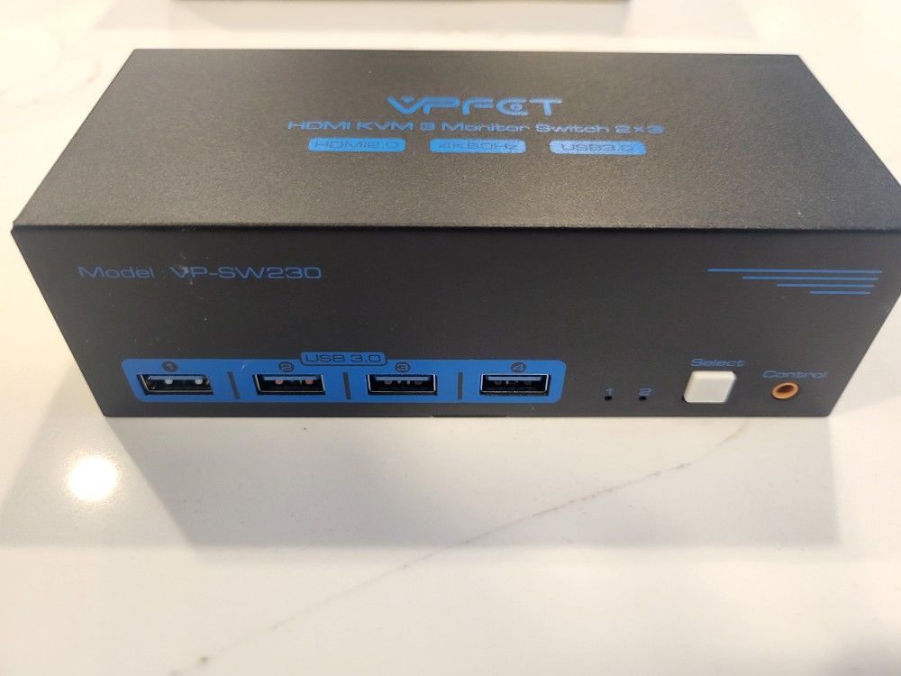 3 monitor/ 2 Computer/ HDMI KVM Switch