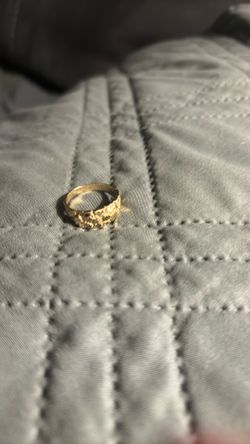 Gold nugget ring