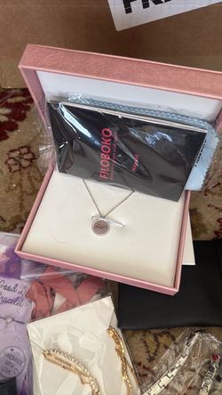 Lot of new fine jewelry