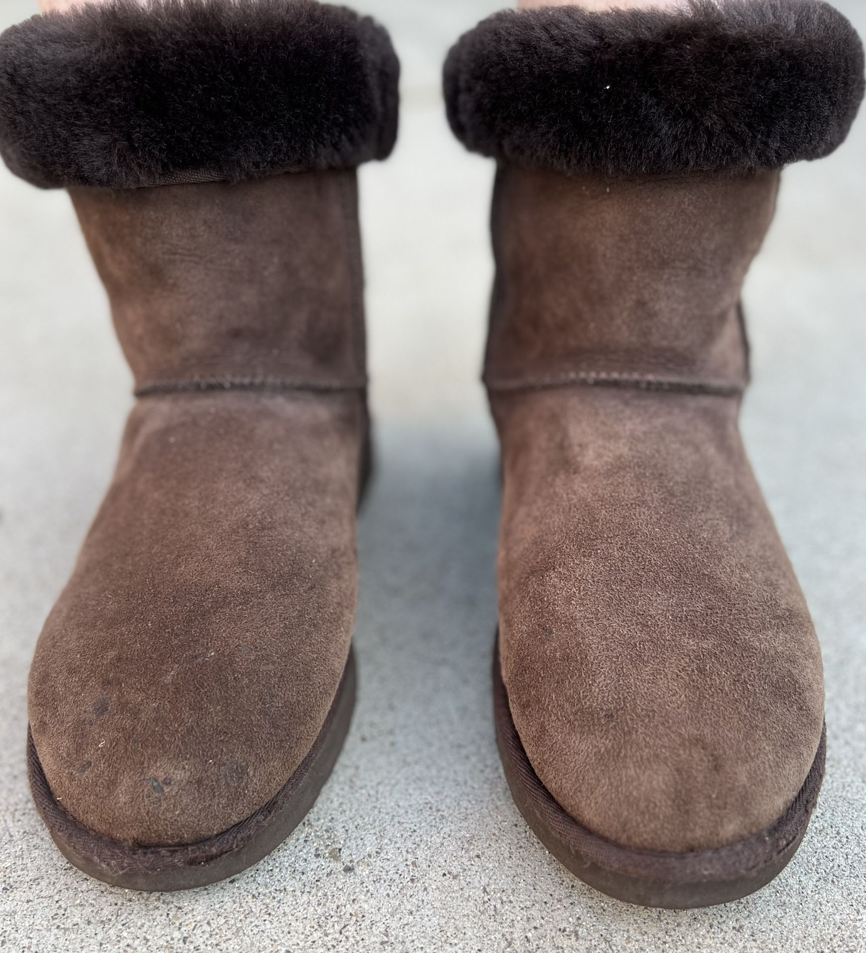 Men’s Size 10 Ugg Boots Chocolate Brown