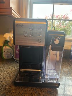 https://offerup.com/redirect/?o=TXIuQ29mZmVl Espresso Maker