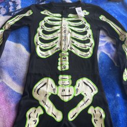 New Glow In The Dark Kids Nightgown Size 8 