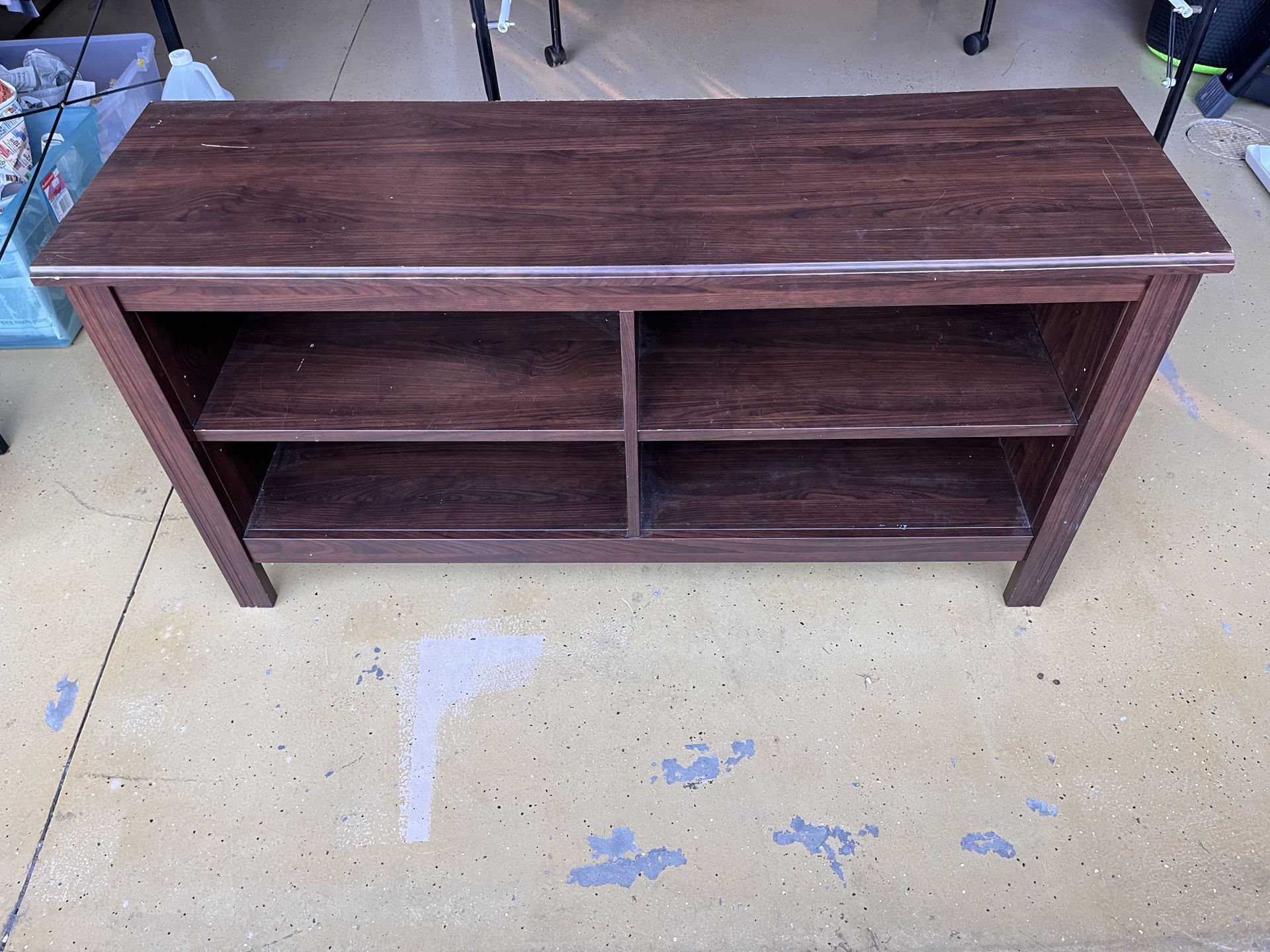 Tv stand