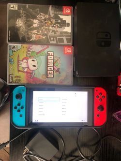 Nintendo Switch + 2 Games