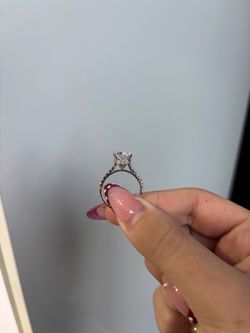 14 KT 3.7 GR WHITE GOLD RING