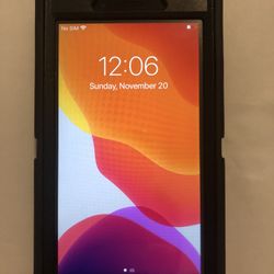 Apple iPhone 8 64GB Unlocked For Any Carrier Otter Box!