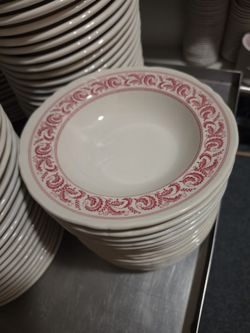 Vintage Shengo China 9" salad/soup bowls $4.00ea