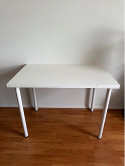 White Study Desk