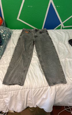 Empyre Gray Jeans Worn Out Style Size 28