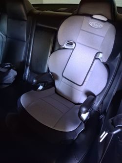 Booster car seat graco