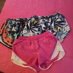 Old Navy Size Small Shorts 