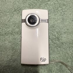 Flip Video TM ( Model: F230W ) Color White  Flip Video TM ( Model: F230P ) Color White / Pink 