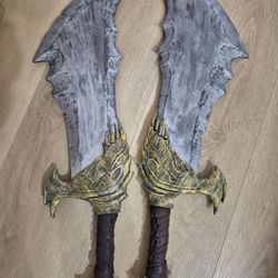 God Of War Blades Of Chaos Prop