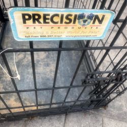 Dog Crate 16.5X23.5X19 $20 Gilbert And Ray Rd. Check All Pics And Offers.