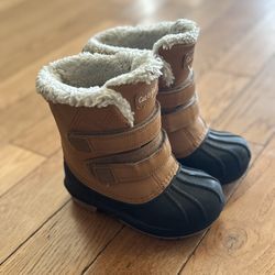 Snow Boots 