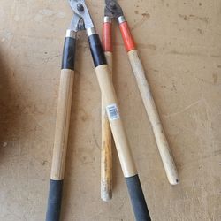 2 Loping Shears