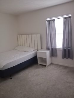Full size bed