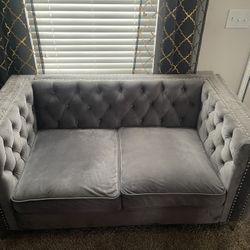 Couch & Loveseat 