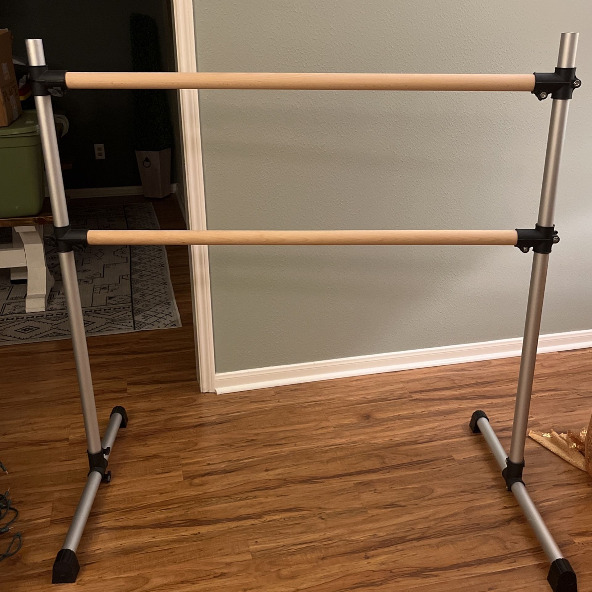 Ballet/ Barre - Bar