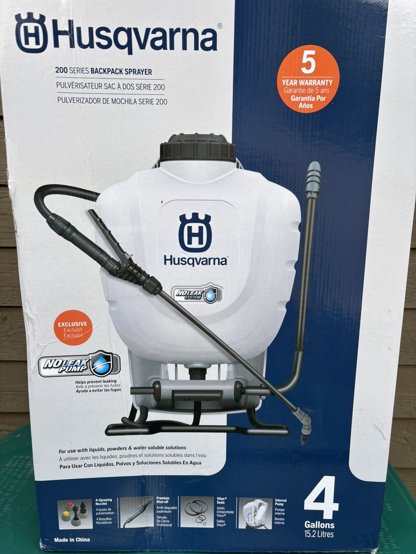 HUSQVARNA BACKPACK SPRAYER-Like New