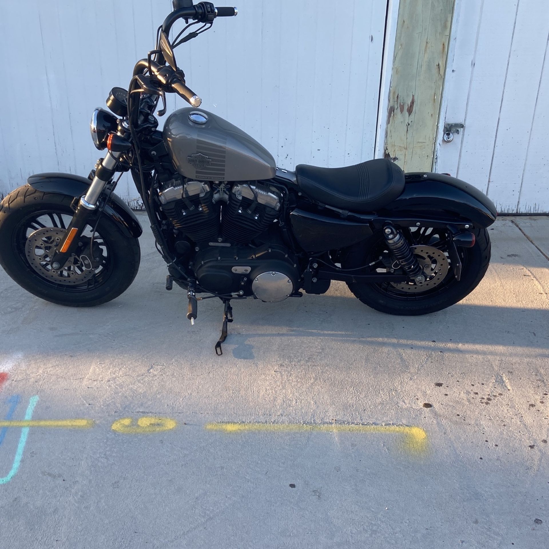 Harley Davidson 48