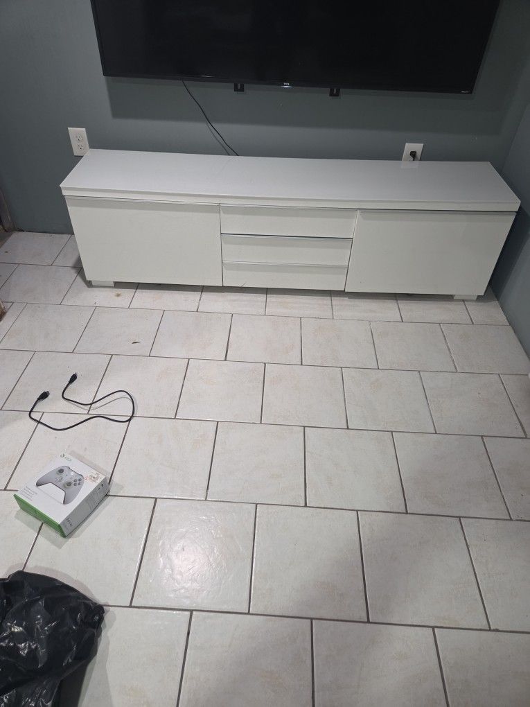 70 Inch Tv Stand