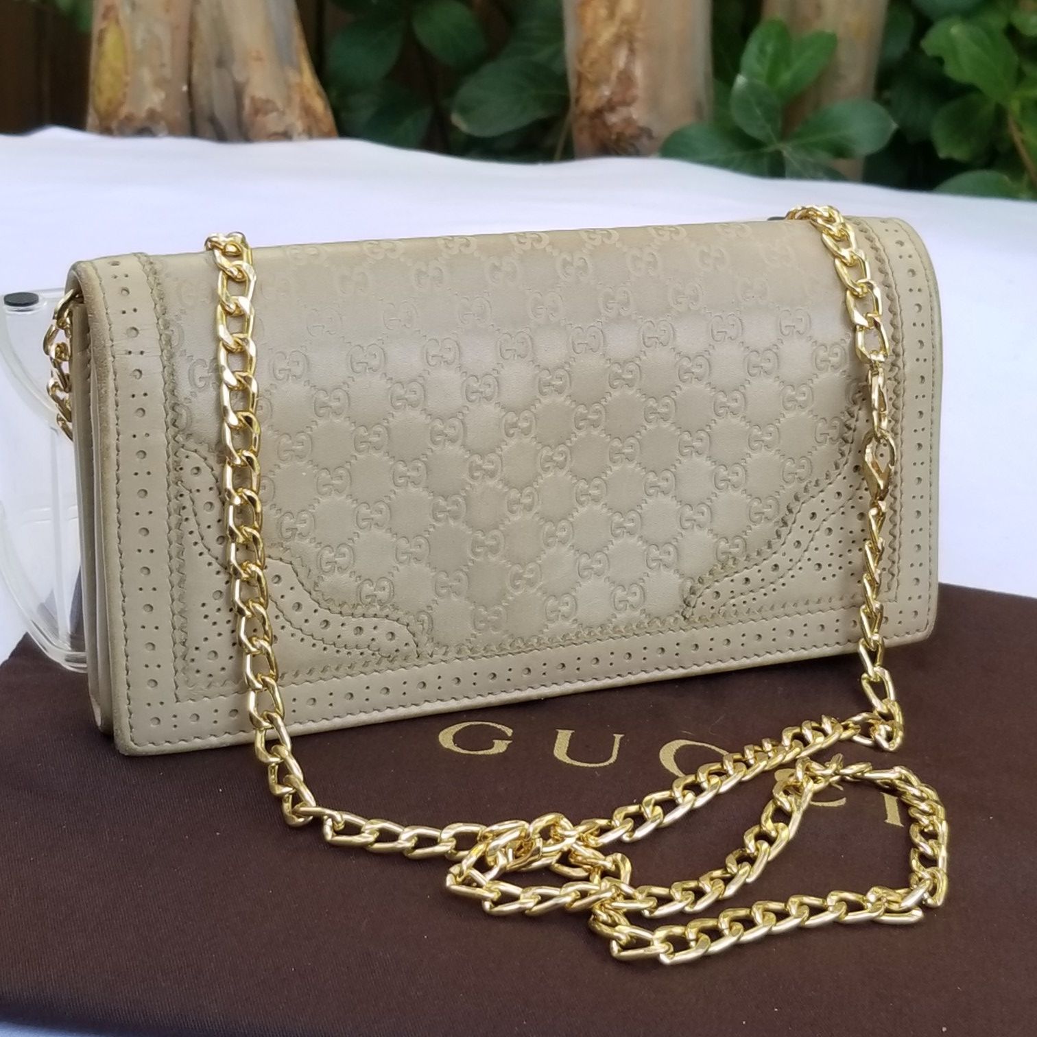 Auth Gucci GG Guccissima leather wallet