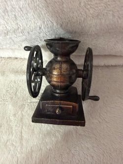 SACA PUNTA ANTIGUO DE BRONCE