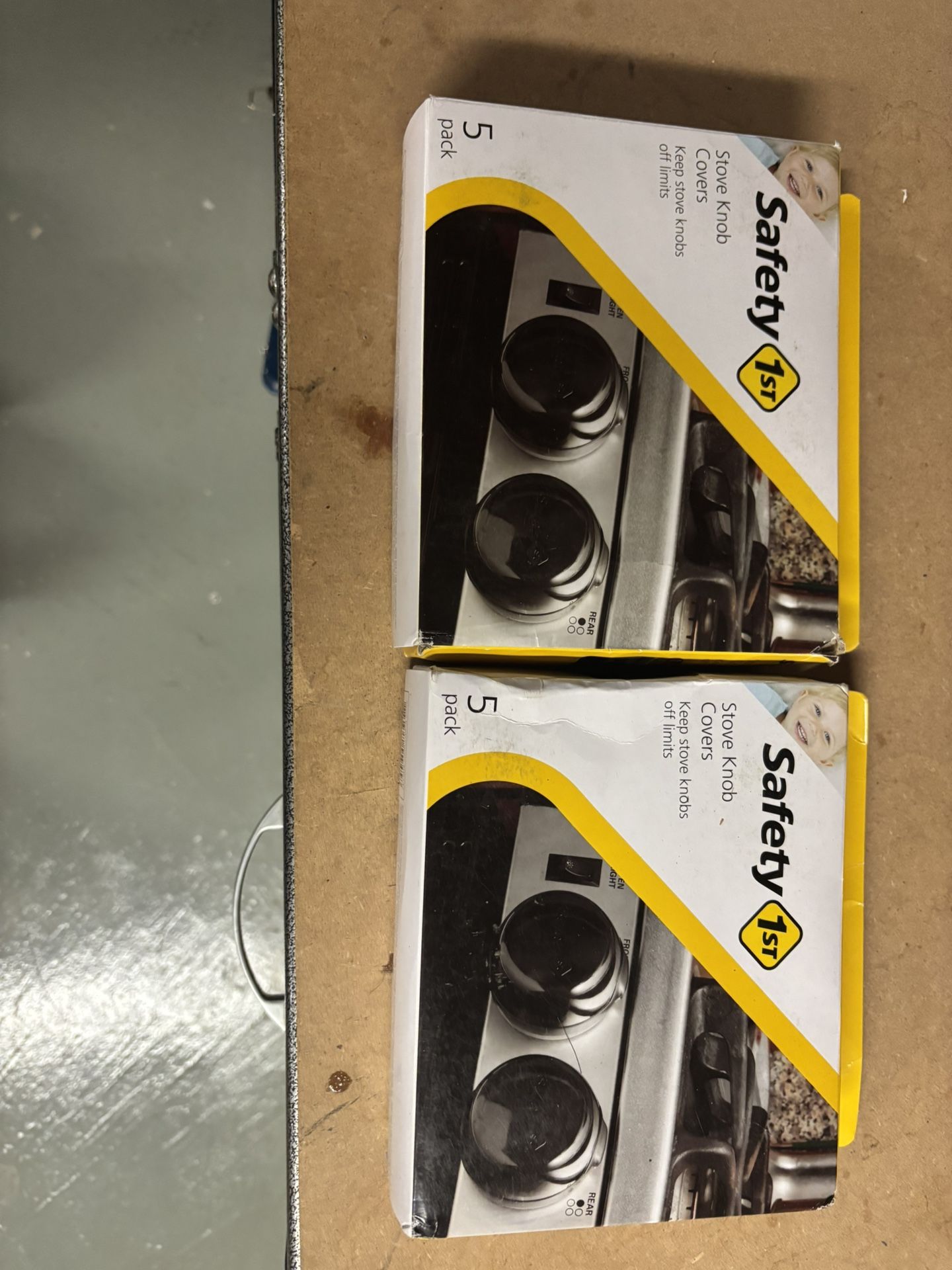 Safety 1st Stove Knob Covers – 5 Pack – Childproofing Safety