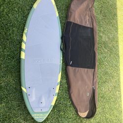 Hyperlite Broadcast Wakeboard With Carrying Case.