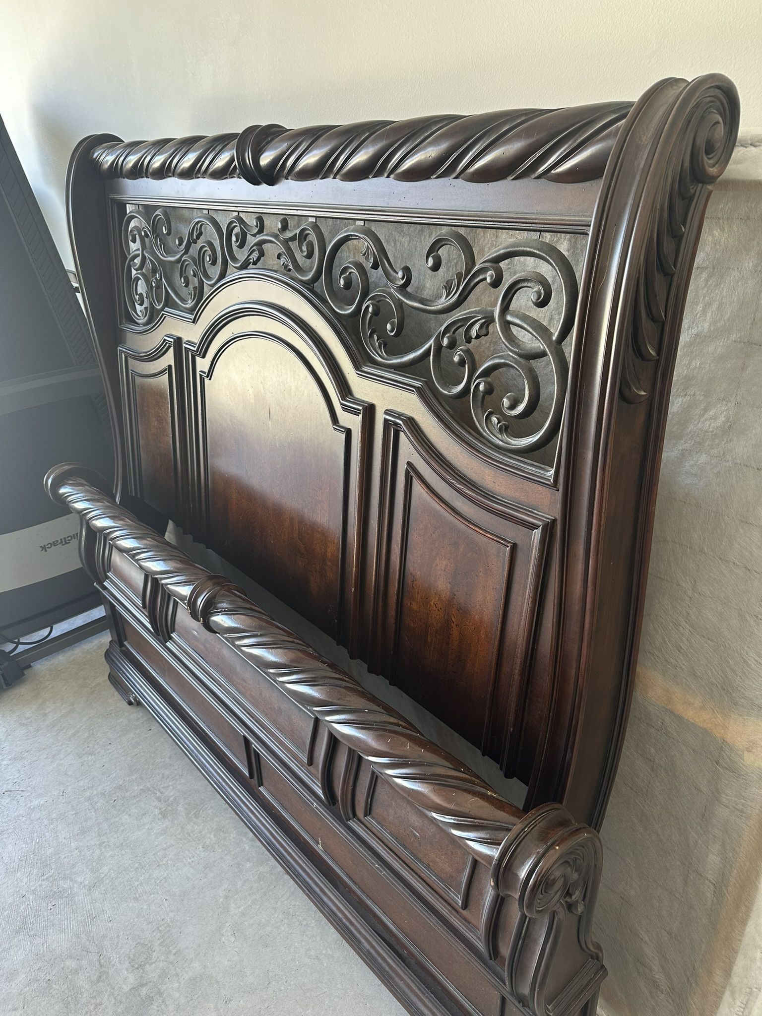 Queen Bedroom Set for Sale in Alton, TX OfferUp