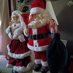 Animated Mr & Ms Santa Claus