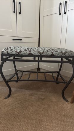 Vanity Bench / Ottoman