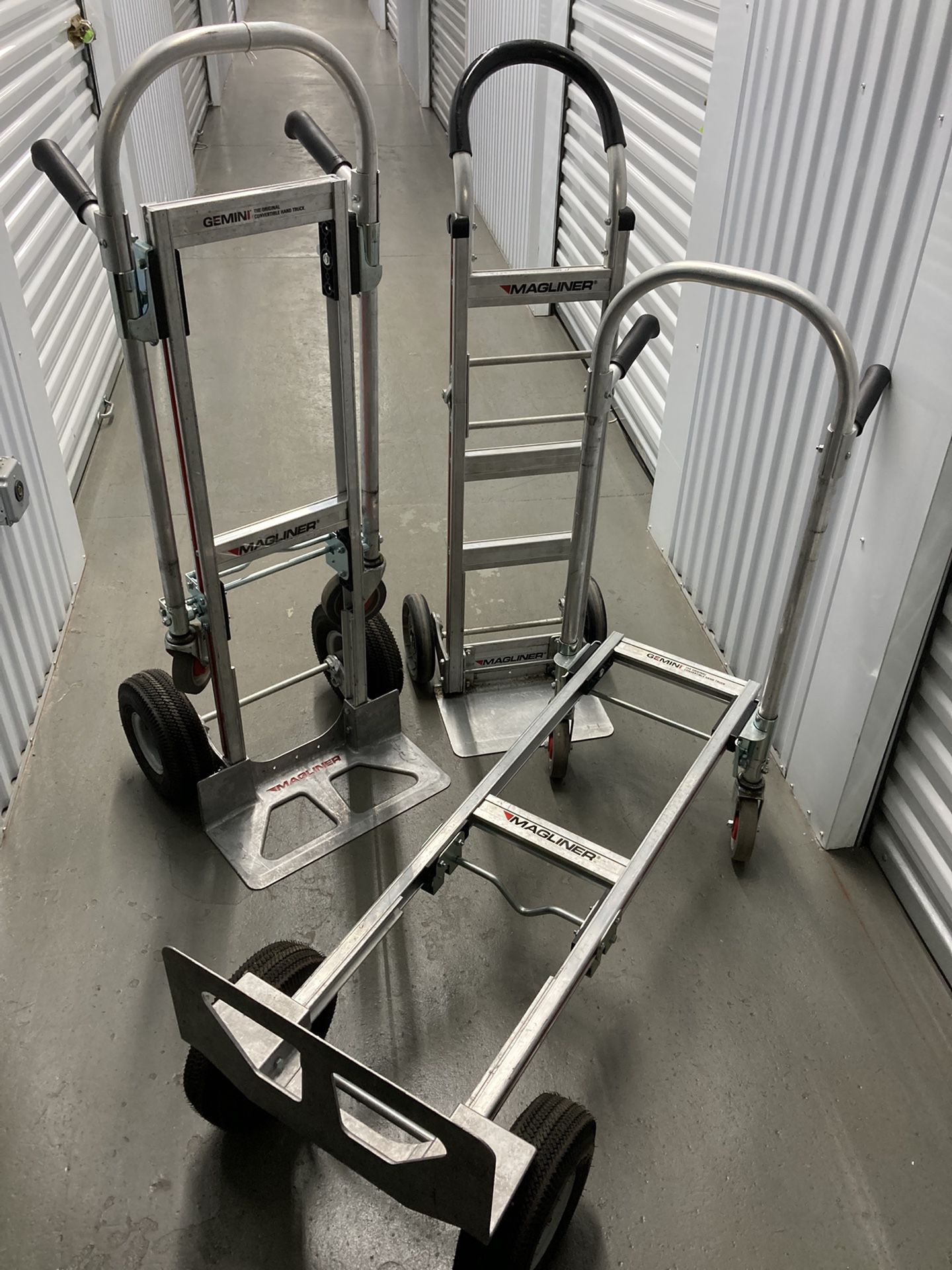  Like New Magliner Gemini JR 500 lb. 2-in-1 Convertible Hand Truck with 10" Pneumatic Wheels and U-Loop Handle Hand Truck 