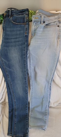 Womens Jean's Small Bundle 