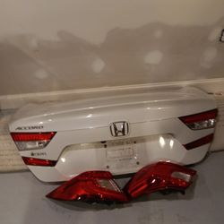 2022 Honda Accord Trunk And Tail Lights 