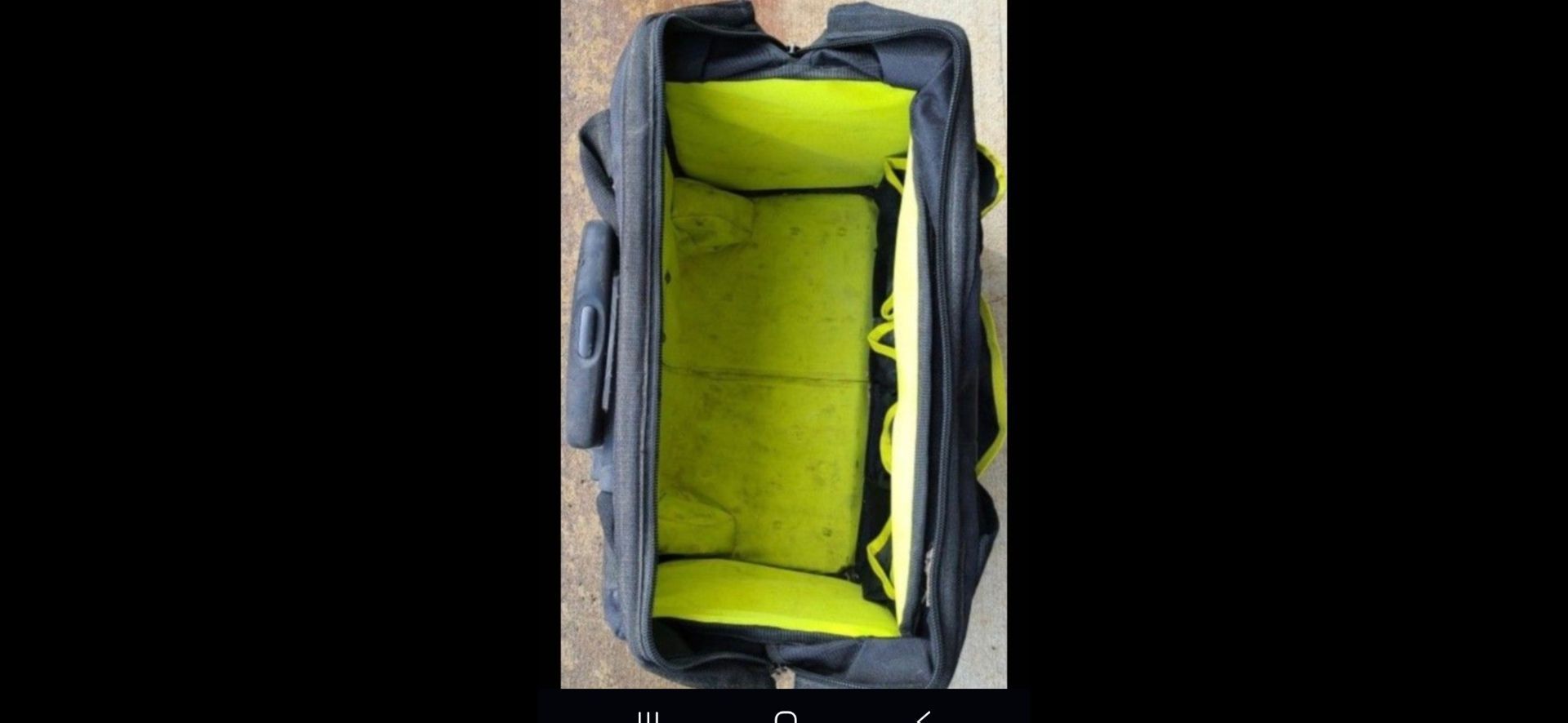 Wheel tool bag