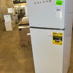 Galanz GLR12TWEEFR 12 cu. ft. Retro Frost Free Top Freezer Refrigerator MR 1C