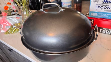 Beautiful Roaster with lid