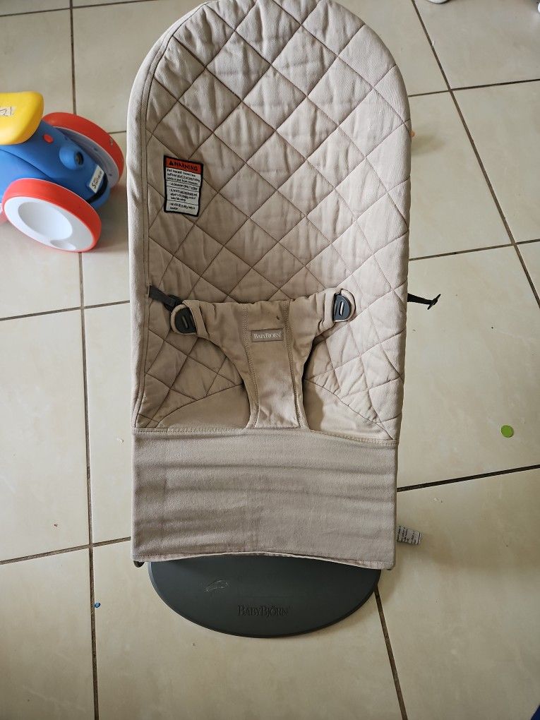 Baby Bjorn Bouncer 
